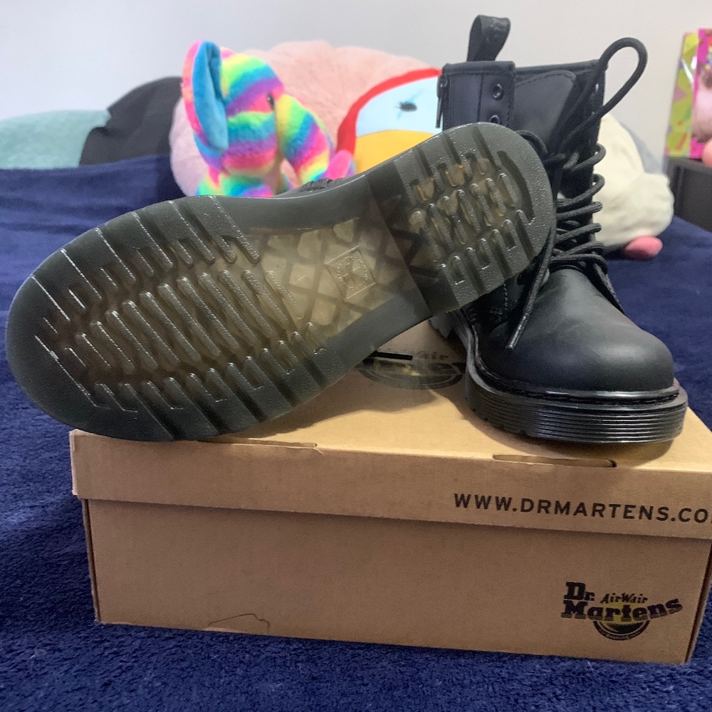 Fur lined kids dr martens